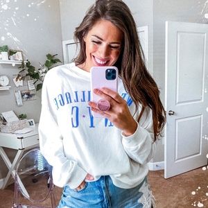 Meet your Posher, Hilary